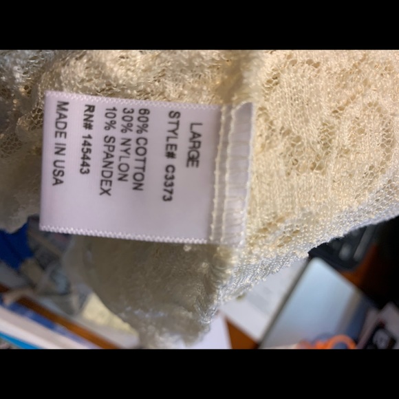 Adorable Maxi lace jacket - Picture 3 of 3